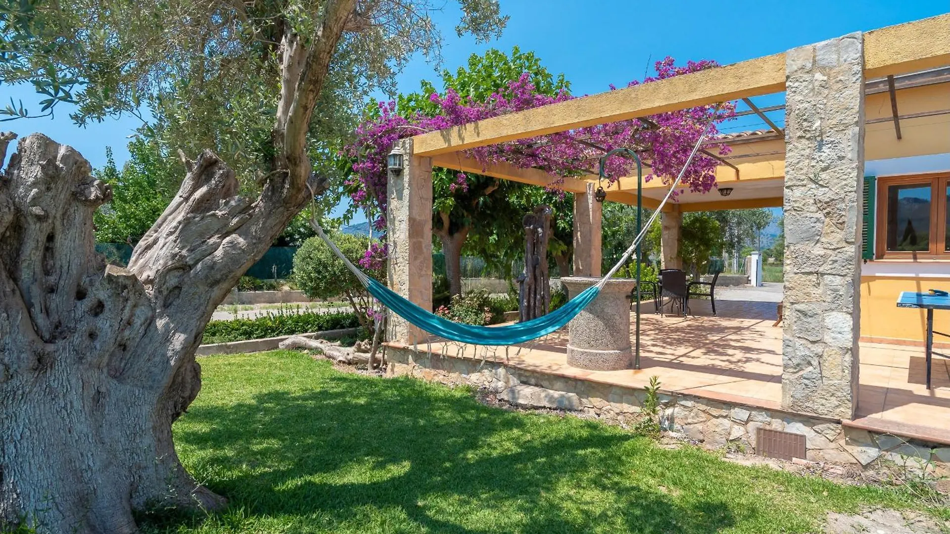 Villa Can Patriarca, For 8 With Pool, Garden And Mountain Views Alcudia Nyaraló