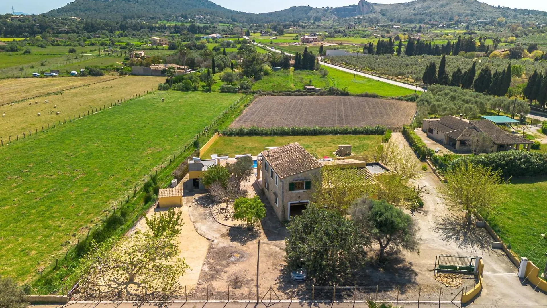 Villa Can Patriarca, For 8 With Pool, Garden And Mountain Views Alcúdia 0*,